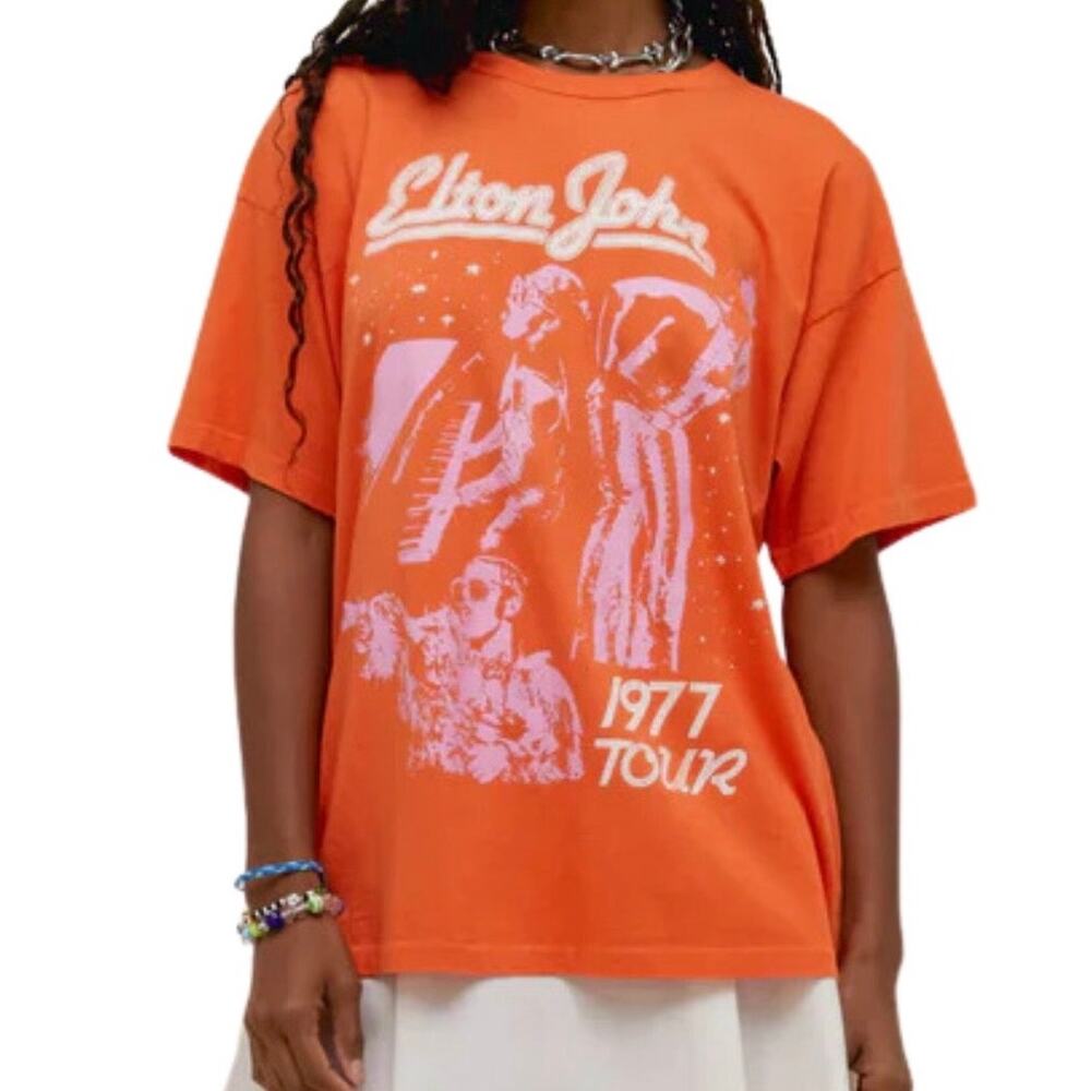 DAYDREAMER Elton John 1977 Tour Tee in Tiger Lily, Size L New w/o Tag MSRP $88